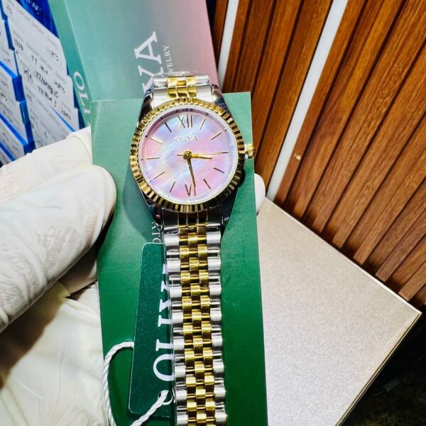 Oliya watches