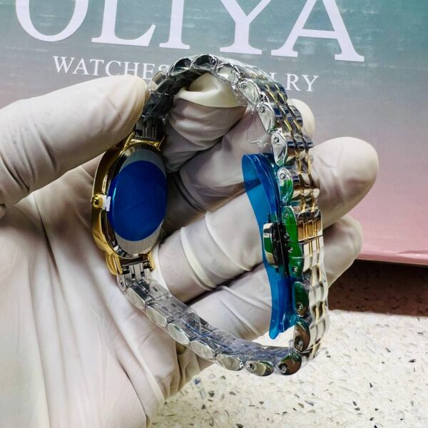 Oliya watches